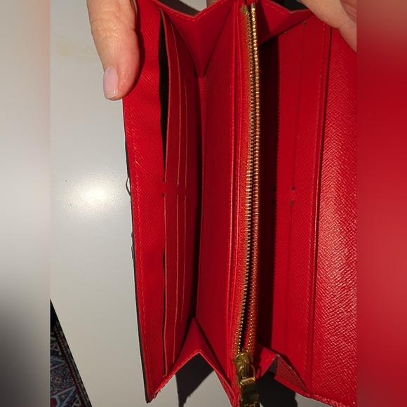 Authentic Louis Vuitton Limited Edition Christmas Animation Bumper Cars Wallet - Picture 10 of 13